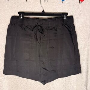 Hilary Radley Black Tencel Shorts M NWT